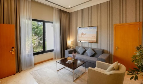 Standard Room Near Palm Strip Mall 18 Luxury Bookings