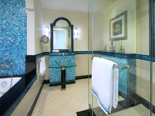 Luxury Club Suite Near France Consulate Dubai 6 Luxury Bookings