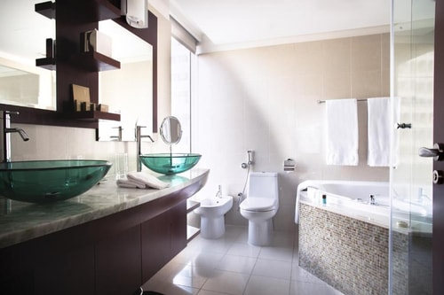 Two Bedroom Residence Near WTC Metro Station 7 Luxury Bookings