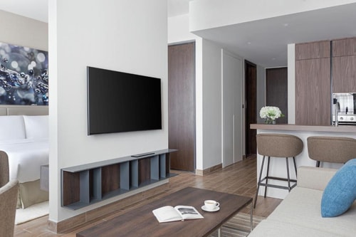 Executive Studio Near Marina Gate towers 2 Luxury Bookings