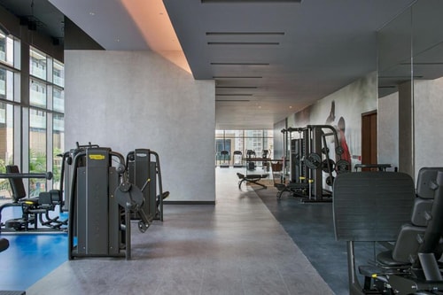 Executive Studio Near Marina Gate towers 14 Luxury Bookings