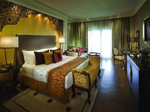 Classy Superior King Room In Palm Jumeirah 3 Luxury Bookings