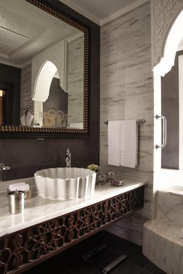 Classy Superior King Room In Palm Jumeirah 15 Luxury Bookings