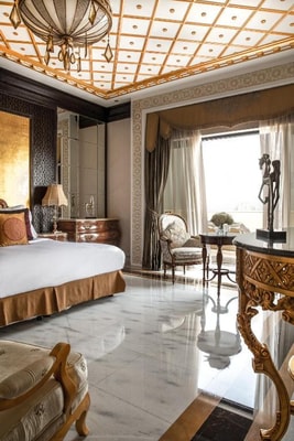 Classy Superior King Room In Palm Jumeirah 17 Luxury Bookings