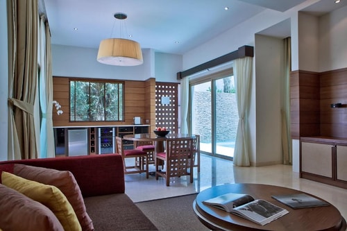 1 Bedroom Villa With Private Pool Near Desert Palm 8 Luxury Bookings