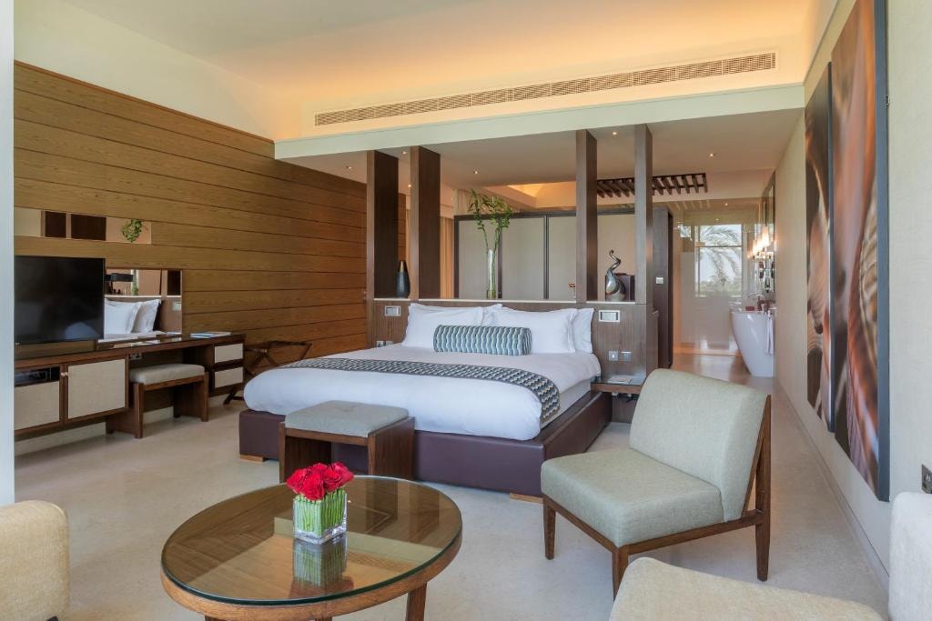 1 Bedroom Villa With Private Pool Near Desert Palm Luxury Bookings