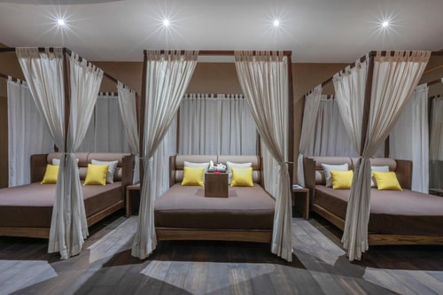 1 Bedroom Villa With Private Pool Near Desert Palm 19 Luxury Bookings