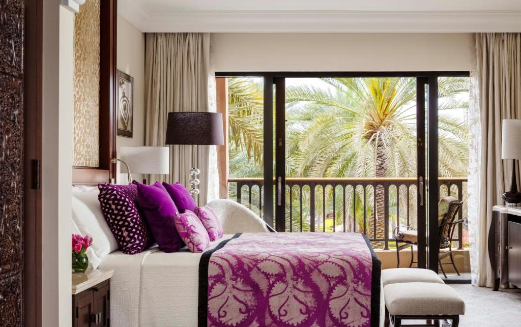 Palace Superior Room in Palm Jumeirah Island Luxury Bookings