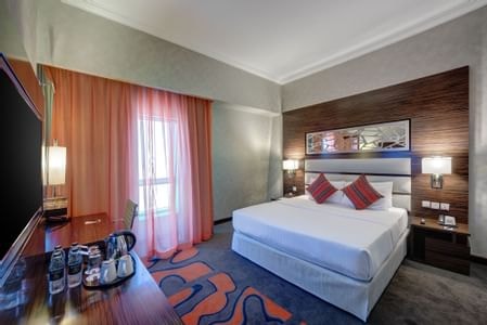 Two Bedroom Apartment Near Damac Cresent Towers A 5 Luxury Bookings