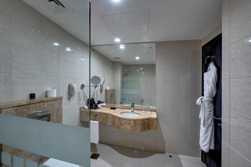 Two Bedroom Apartment Near Damac Cresent Towers A 14 Luxury Bookings