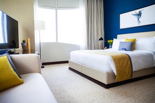 Luxe Two Bedroom Suite Near World Trade Center 14 Luxury Bookings