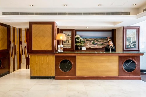 Classic King Room Near Mall Of Emirates 18 Luxury Bookings