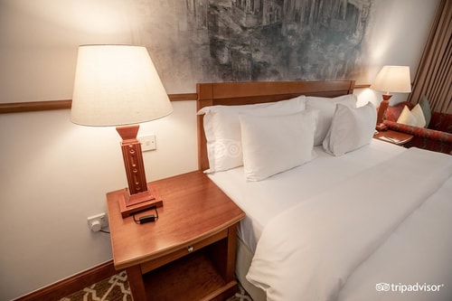 Deluxe Studio Near Al maya Super Market 8 Luxury Bookings