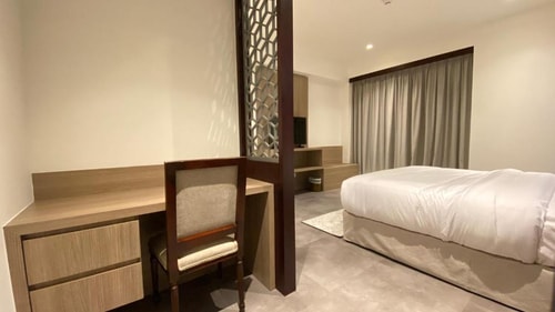 Two Bedroom Suite Near American Hospital 5 Luxury Bookings