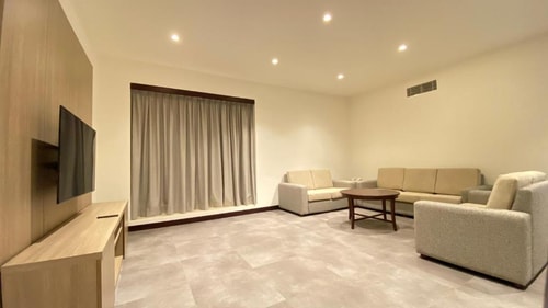 Two Bedroom Suite Near American Hospital 12 Luxury Bookings