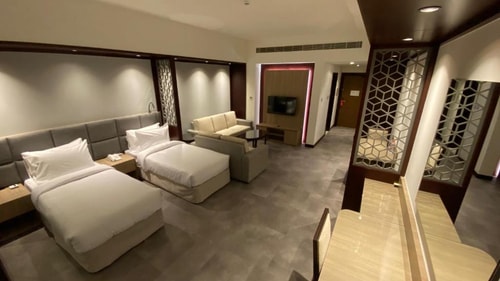 Two Bedroom Suite Near American Hospital 19 Luxury Bookings