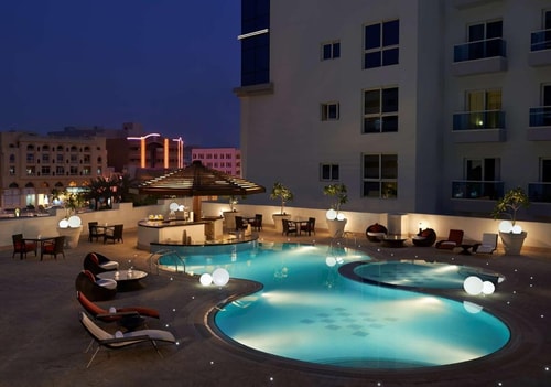 Two bedroom Apartment Near Gold Souk Metro Station 18 Luxury Bookings