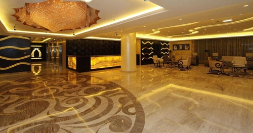 Classic Two Bedroom Near Mall Of Emirates 16 Luxury Bookings