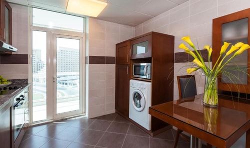 Two Bedroom Apartment Near Baniyas Road 20 Luxury Bookings