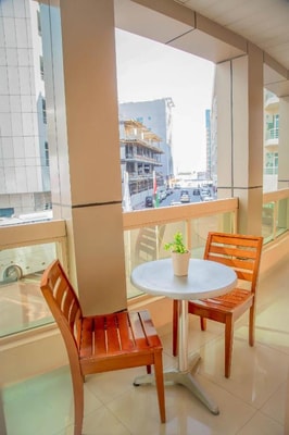 1 Bedroom Apartment Walk from Mashreq Metro Barsha 8 Luxury Bookings