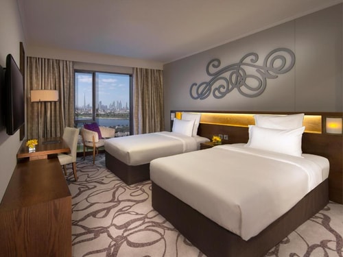 Studio Apartment Near Magic Planet 1 Luxury Bookings