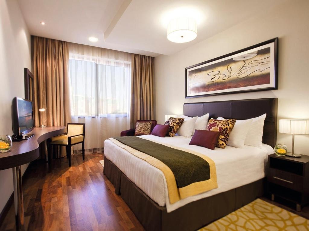 Two Bedroom Apartment Near Century Mall Luxury Bookings