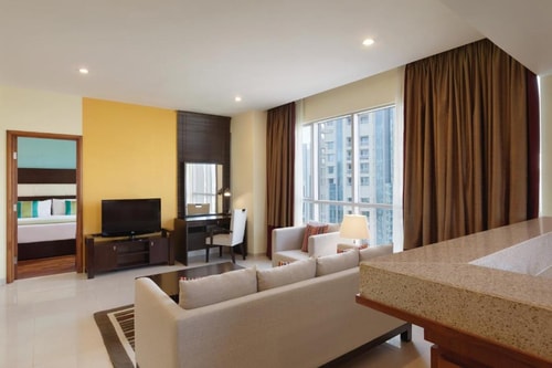 Luxury One Bedroom Apartment Near Burj Park Dubai 5 Luxury Bookings