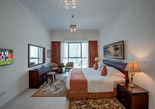Two Bedroom Apartment Near Marina Scape Mall 0 Luxury Bookings