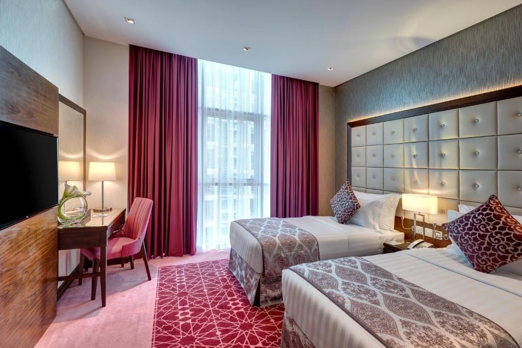 Two Bedroom City View Near Westzone Supermarket Luxury Bookings