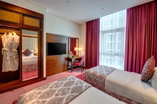 Two Bedroom City View Near Westzone Supermarket 1 Luxury Bookings