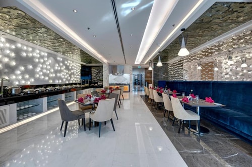 Two Bedroom City View Near Westzone Supermarket 8 Luxury Bookings