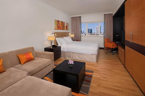 King Studio Near Mall Of Emirates 0 Luxury Bookings