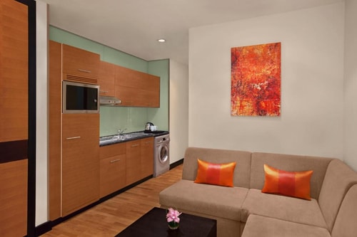 King Studio Near Mall Of Emirates 2 Luxury Bookings