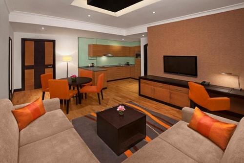 Two Bedroom Apartment Near Mall Of Emirates Ac 2 Luxury Bookings