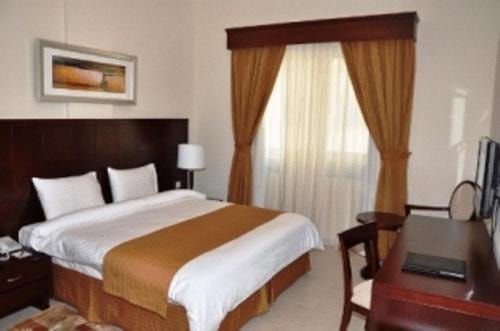 Two Bedroom Suite Near by Mashreq Metro Station 4 Luxury Bookings