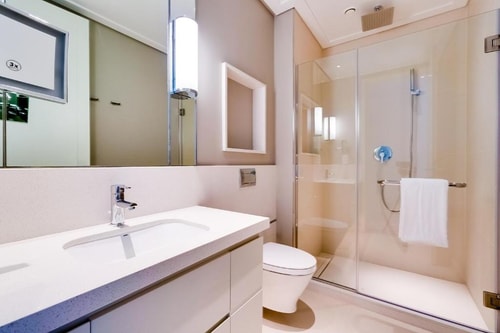 One Bedroom Apartment Near Vida Souk Mall 14 Luxury Bookings