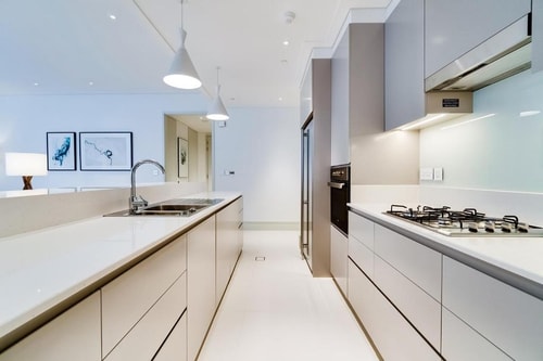 Two Bedroom Apartment Near Vida Souk Mall 1 Luxury Bookings