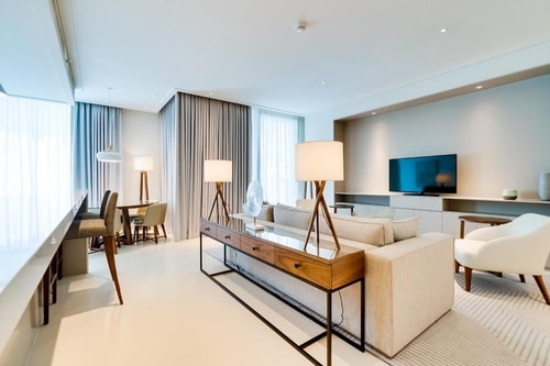 Two Bedroom Apartment Near Vida Souk Mall 2 Luxury Bookings