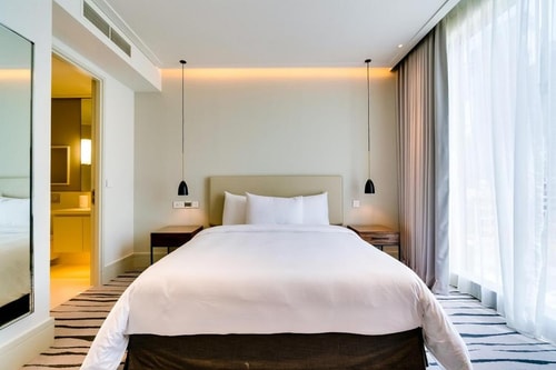 Two Bedroom Apartment Near Vida Souk Mall 5 Luxury Bookings