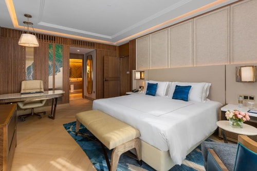 Luxury Suite Room In Palm Jumeirah 2 Luxury Bookings