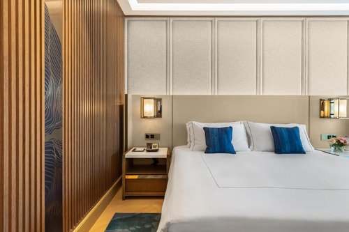 Luxury Suite Room In Palm Jumeirah 6 Luxury Bookings