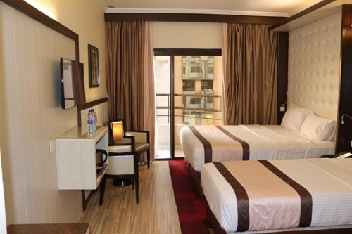 Deluxe suite Near Habib Bank Baniyas 13 Luxury Bookings
