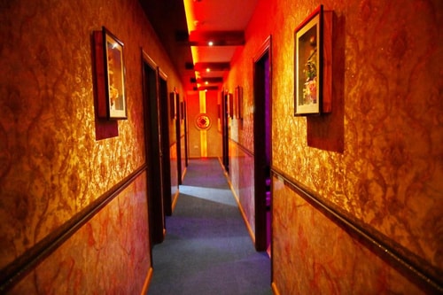 Standard Room Near Sharaf Dg Building 9 Luxury Bookings