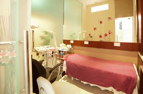Standard Room Near Burjuman Metro Station Ab 9 Luxury Bookings