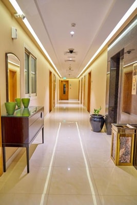 Deluxe Studio Apartment Near Grand Barsha 9 Luxury Bookings