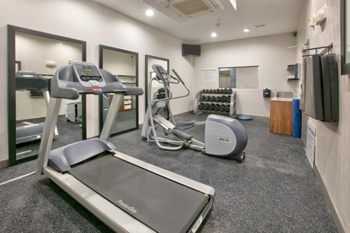 Standard Room Near Gold & Silver Exchange DAL 7 Luxury Bookings