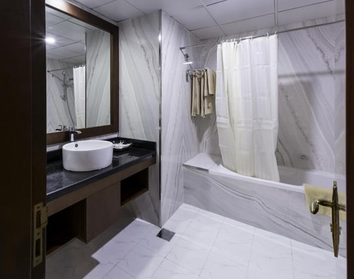 King Suite Near Ghubaiba Building 1 Luxury Bookings