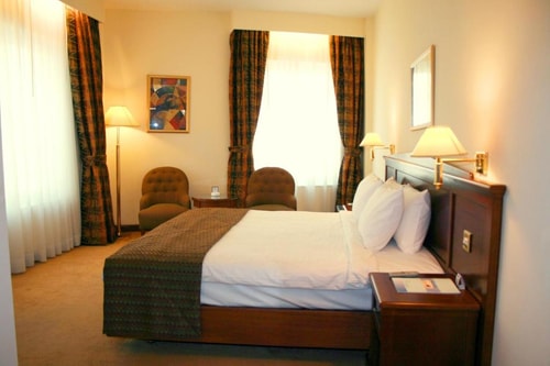 King Suite Near Ghubaiba Building 18 Luxury Bookings