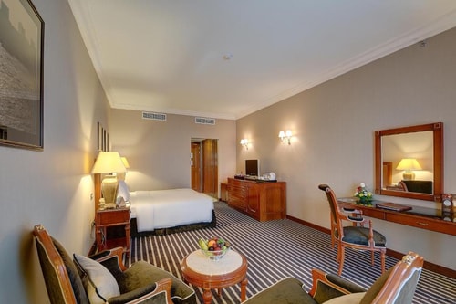 Superior Room Near Meena Bazar By Luxury Bookings 0 Luxury Bookings