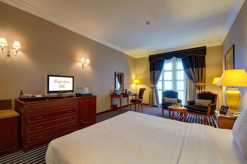 Superior Room Near Meena Bazar By Luxury Bookings 3 Luxury Bookings